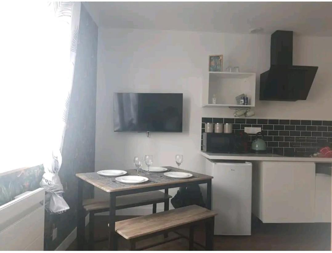 La Nouvelle-Orleans - Hyper-Centre- 2Mn Sncf - Wi-Fi Netflix Gratuit Apartman Niort Kültér fotó